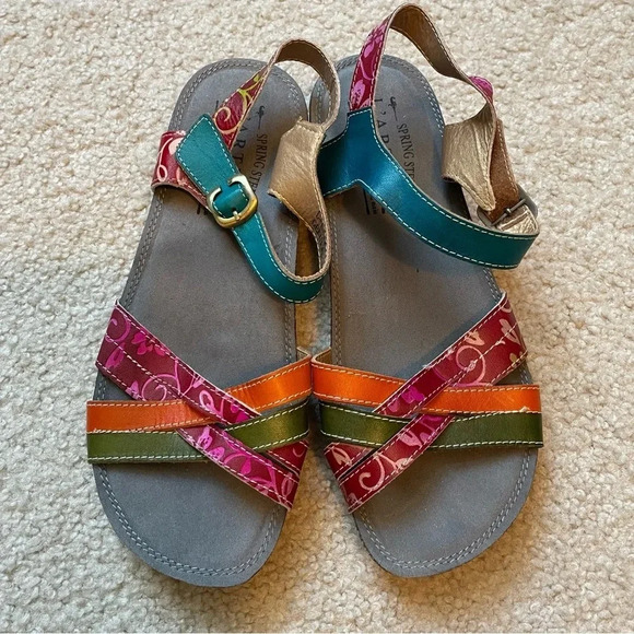 L’Atiste Spring Step Leima Leather Artsy Sandals - Picture 1 of 7